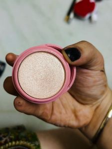 Stackable Makeup Set