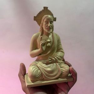 Meditating Jesus