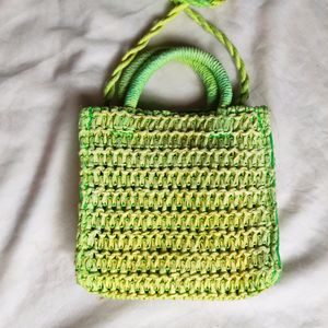 H&amp;M Green Straw Sling Bag