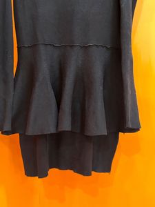 black full Sleeves long top