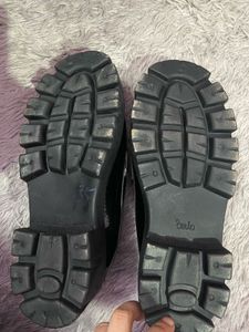Chain Detail Patent Loafers