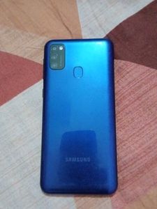 Samsung M21