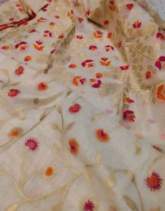 Soft Jamdani Floral Saree Free One Cotton Blouse