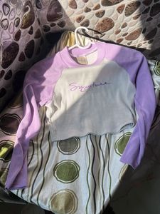 Korean Woman Crop Top 💜
