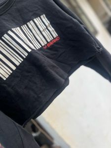 Black Crop Full Sleeve T Shirt