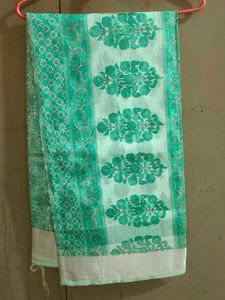Green Floral Print Saree