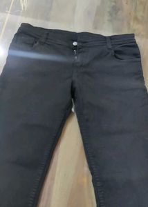 Black Jeans Capri
