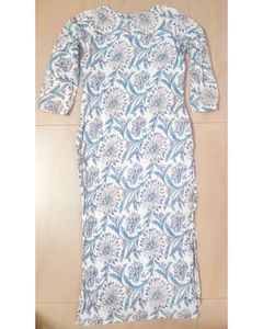 Saanjh White Floral Printed Straight Kurta