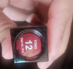 Nykaa FOMO 12 Lipstick