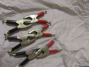 Wire Clips With Black Pant