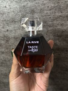 La Rive Taste of Kiss Perfume