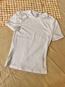 White H&M Basic Tee