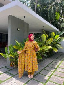 Floral Print Kurta Set