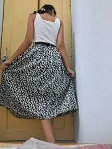 Patterned Midi Skirt