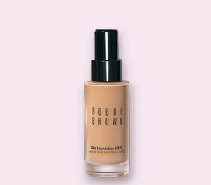 Bobbi Brown Skin Foundation SPF 15 (BRAND New)