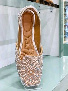 All size and colours are available in my shop bran