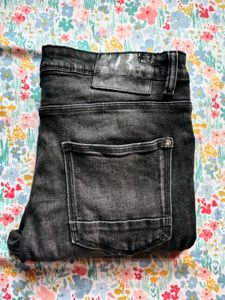 Zara Distressed Gray Wash Jeans