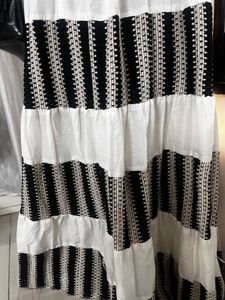 White &amp; Black Skirt