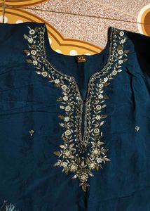 Beautiful  Aari And Zardozi Work Kurta Set Size XL