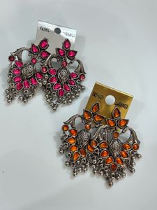 Get 5 pairs at just ₹200/-