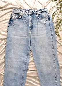 Zara Loose Mom Jeans (30-32)