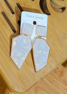 Unique Shaped Gold Toned Drop Earings