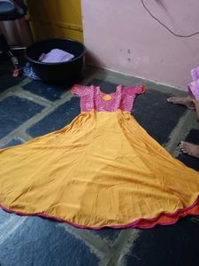 Crepe Umberella Top