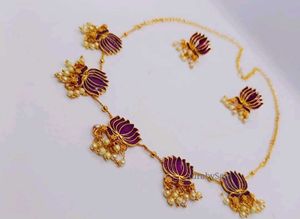 Lotus Design Jewellery Set