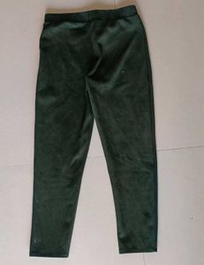 💚 Green Pants 💚