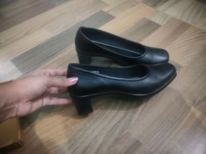 Block Heels(2.3 Inches Heels)