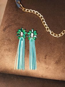Green Chain Earrings.