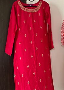 Beautiful Women Festive Kurta