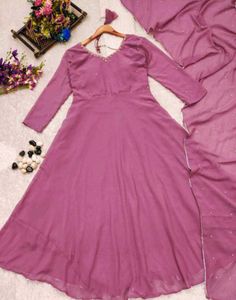 PLUM HANDWORK ANARKALI 💟🌸✨*
