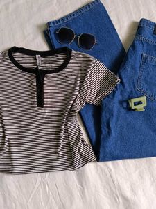Womens Black And White Stretchable T – Shirt ❤️