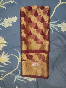 Elegant Brown &amp; Gold Saree