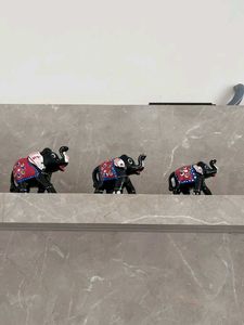 Elephant Showpieces