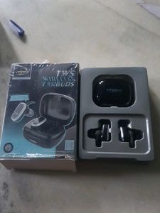 VARNI TWS EARBUDS