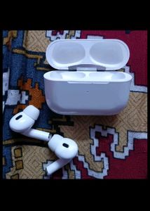 EARBUDS