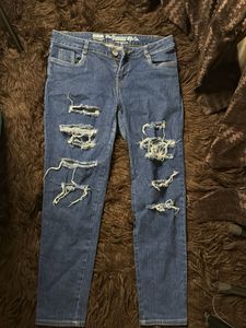 Roadster Ripped Jeans