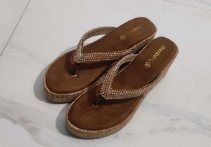 DRESSBERRY STONE WORK WEDGES