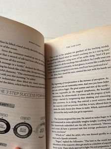 The 5 AM Club by Robin Sharma