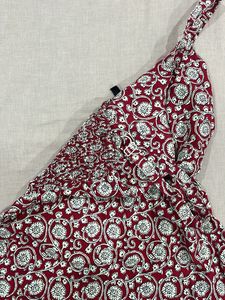 Red Floral Paisley Print top