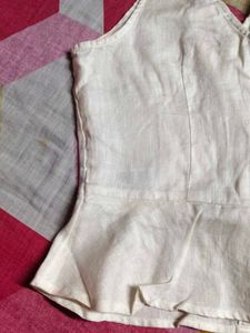 H&amp;M White Peplum Top