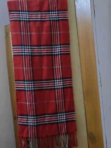 Burberry Inspired The classic check cashmere scarf