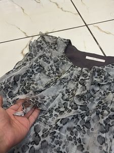 Women Tops