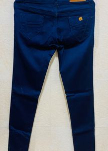 NEW Boom Jeans With Zipper Bottom