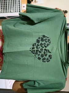 Oversized Crop Tshirt