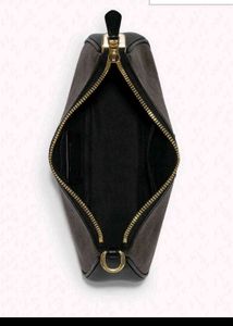 Coach Teri Shoulder Bag First Copy