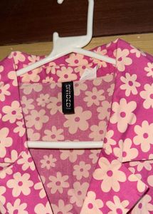 H&amp;M Divided Boxy Half-Sleeve Shirt Printed