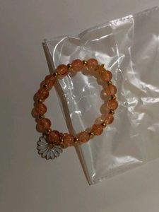 Daisy Charm Beaded Bracelet